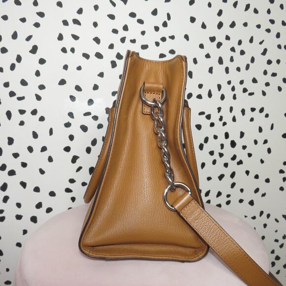 MICHAEL Michael Kors Brown Hamilton Leather Plaque Tote Bag - Picture 9 of 11